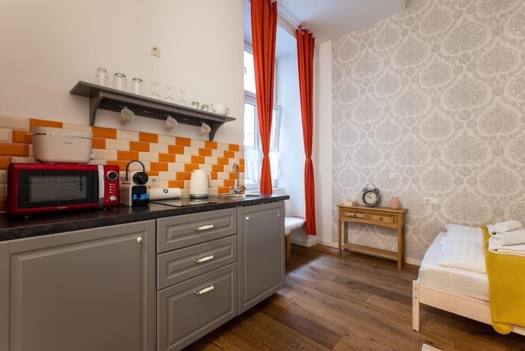 Compact Studio Near Center By Hm Βιέννη Εξωτερικό φωτογραφία